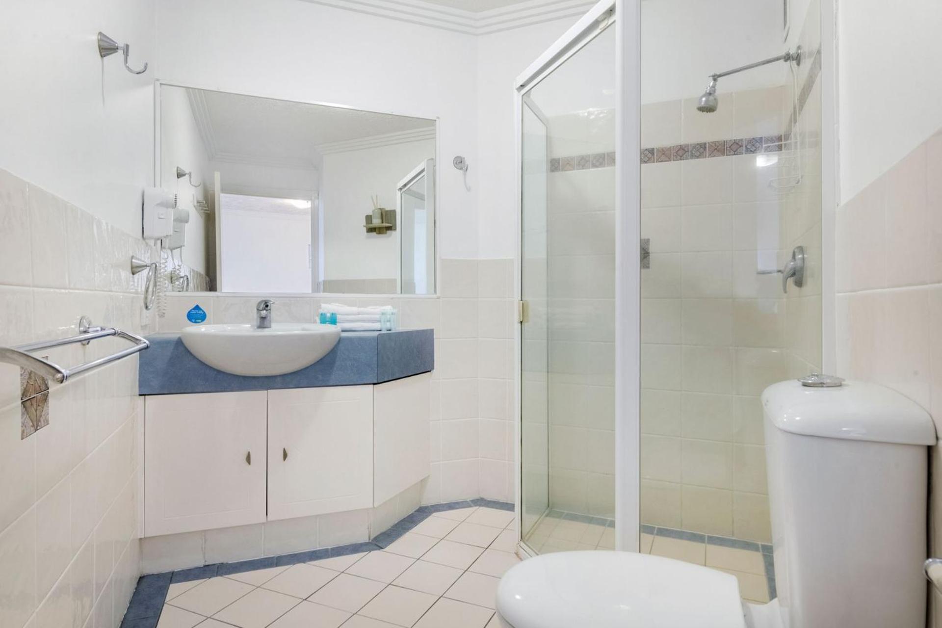 Beachfront In Palm Beach - Coasthm Gold Coast